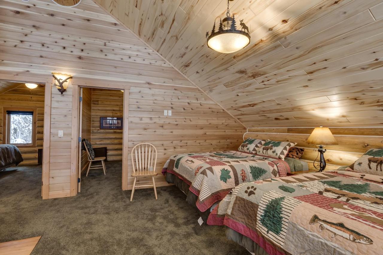 Lumberjack Lodge By Kabino Hot Tub Fire Pit Satellite Wifi Grill Large Porch Island Park Extérieur photo